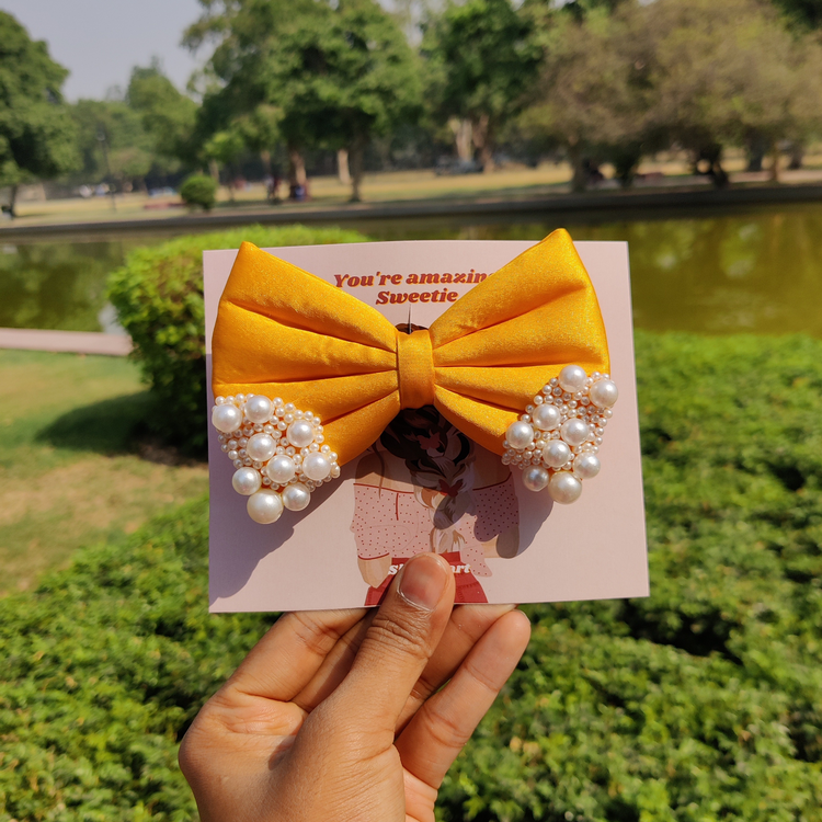 Pearl Bows